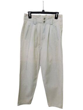 Vintage High-Waisted Pleated Tapered Jeans | Medium
